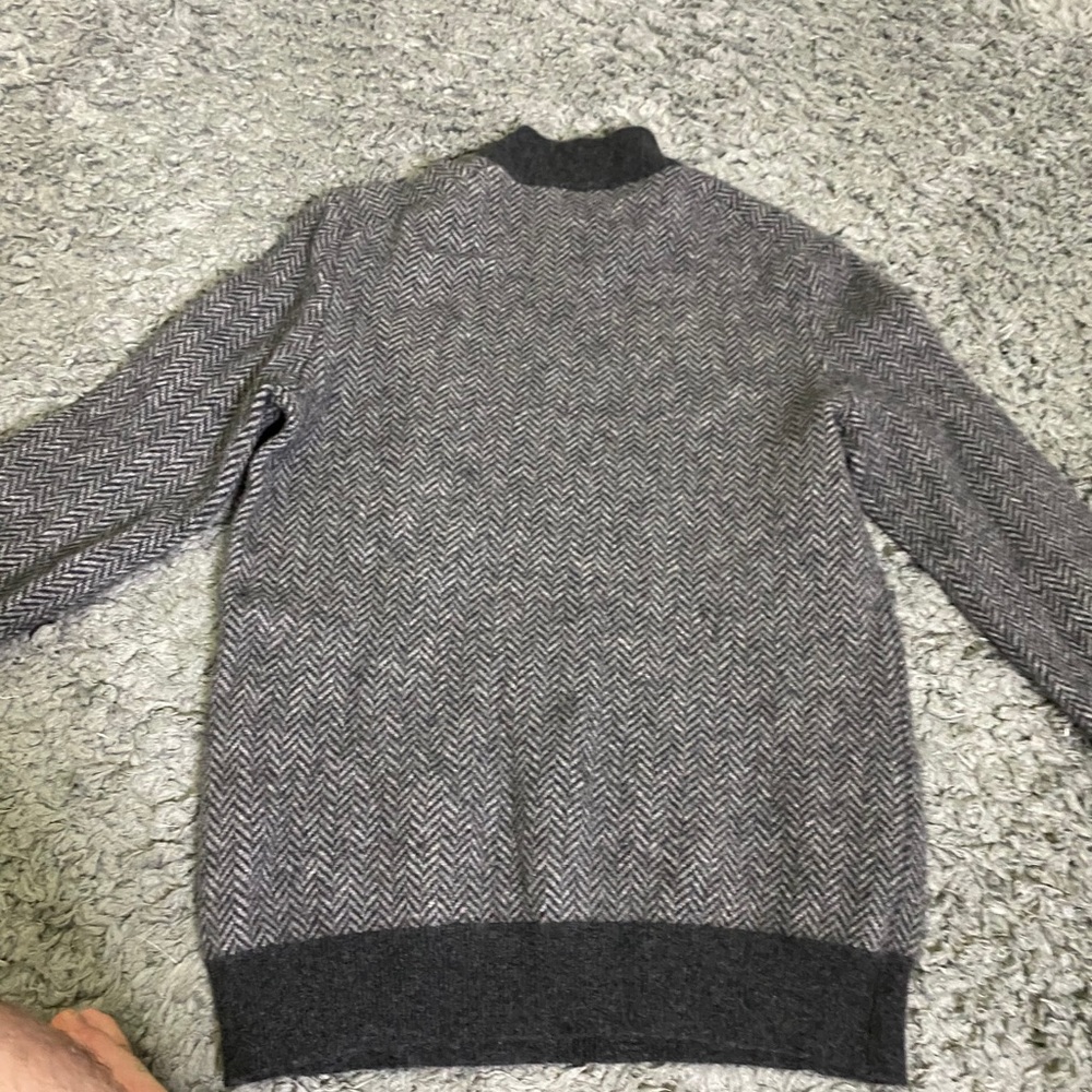 Cashmere - Picture 2 of 2